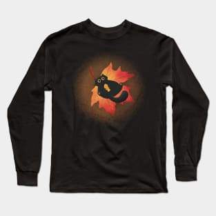 Cat and autumn leaf Long Sleeve T-Shirt